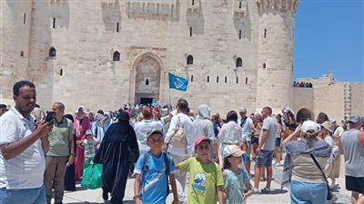 بعد افتتاحها بالمجان.. الآلاف يزورون المتاحف والمواقع الأثرية بالإسكندرية في عيدها القومي