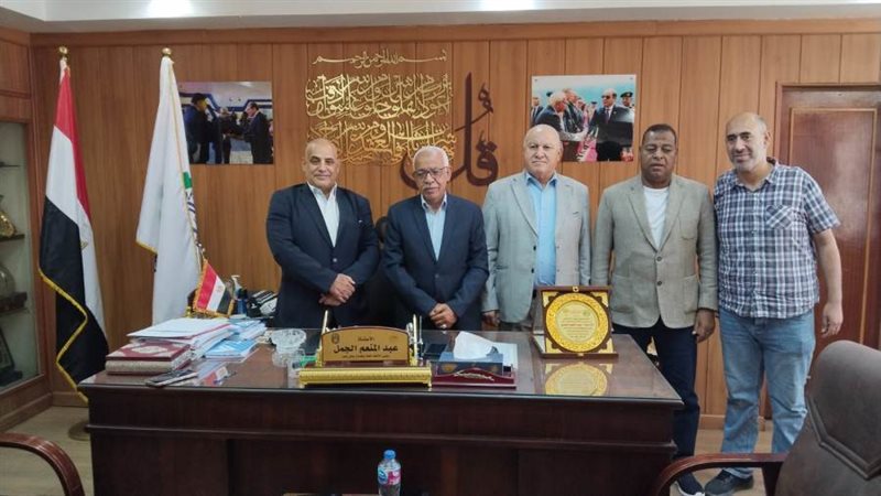 اتحاد العمال يستقبل