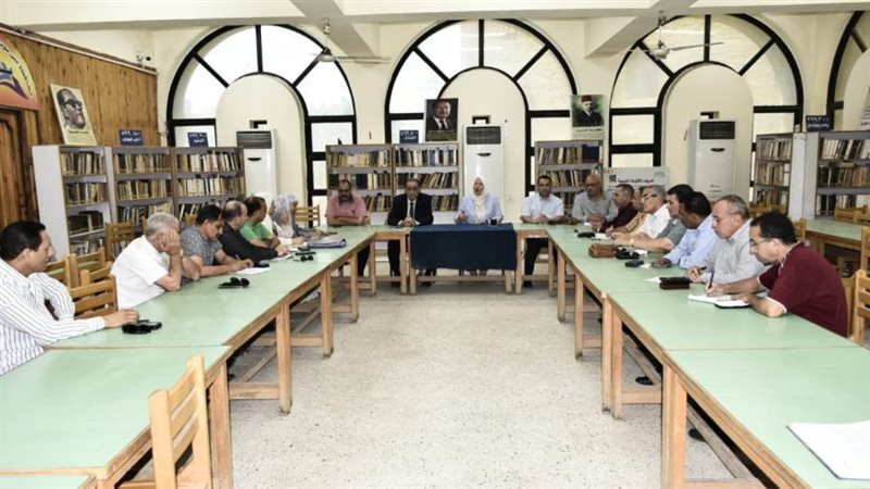 غرفة عمليات تعليم