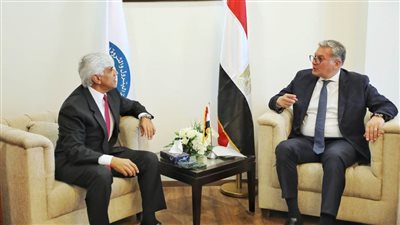 وزير البترول يلتقي رئيس مجلس إدارة الشركة العالمية لصناعة المواسير (IPIC) 