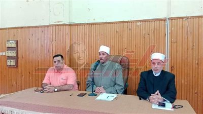 شهاوي: يهنئ أوائل طلاب الثانوية الأزهرية بكفر الشيخ