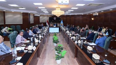 مجلس جامعة سوهاج يقرر إعفاء أبناء الشهداء والمصابين من الرسوم الدراسية