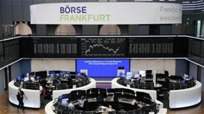 مؤشرات الأسهم الأوروبية تغلق على انخفاض مع تراجع التفاؤل بشأن اتفاق التجارة مع أمريكا