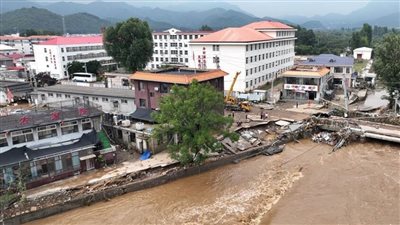 مصرع 30 شخصا في بكين بسبب الأمطار الغزيرة