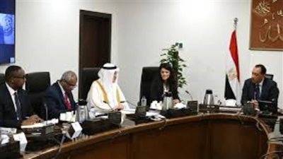 رئيس الوزراء يجتمع مع الرئيس التنفيذي للمؤسسة الدولية الإسلامية لتمويل التجارة