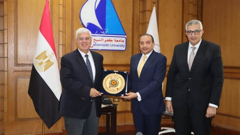 وزير التعليم العالى