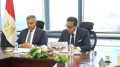  وزير الصحة ومحافظ الإسكندرية يتابعان تنفيذ مشروع إنشاء شبكة رعاية صحية