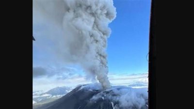 بدء ثوران بركان كراشينينيكوف شرق روسيا
