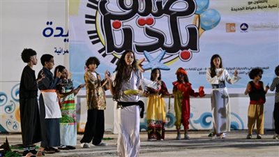 وسط جمهور كبير بدمياط الجديدة.. 