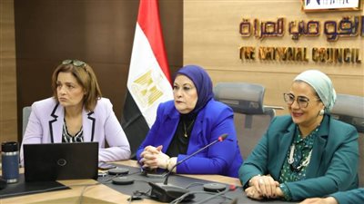 المستشارة أمل عمار تتفقد غرفة عمليات 