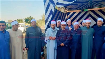 أئمة مساجد كفرالشيخ يتوافدون علي لجان الانتخابات للإدلاء بأصواتهم