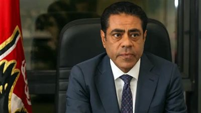 الأهلي يقدم مبادرات نوعية ومزايا استثنائية للمصريين العاملين بالخارج