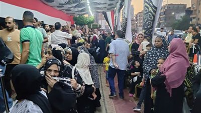 وزير الصحة يتابع مع قيادات الوزارة كفاءة تقديم الخدمات الصحية