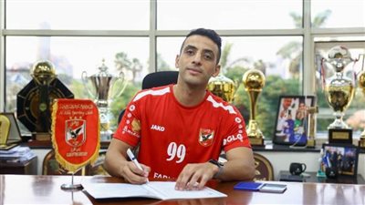 الأهلي يعلن ضم أحمد عوض لتدعيم صفوف فريق اليد