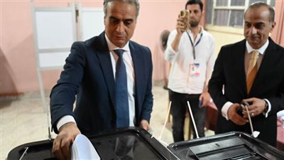 رئيس حماية المستهلك يُدلي بصوته في انتخابات مجلس الشيوخ.. ويُشيد بإقبال المواطنين