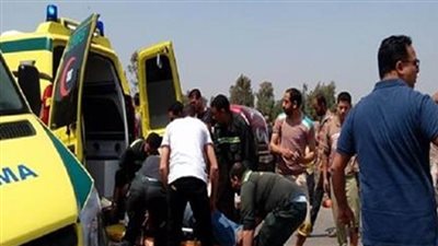 إصابة 4 أشخاص في حادث تصادم بالطريق الزراعي بأسوان