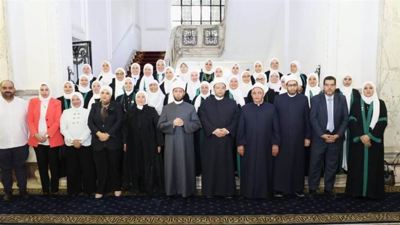 الواعظات في صورة