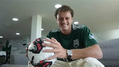 أحمد نادر السيد يوقع على عقود انضمامه لزد لمدة 3 مواسم