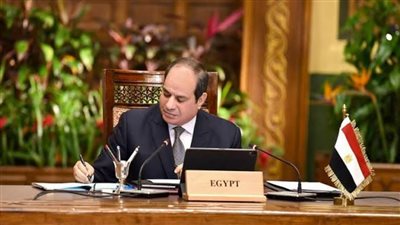 قرار جمهوري بتجديد تكليف د.محمد فريد محمد صالح بالقيام بأعمال رئيس هيئة الرقابة المالية