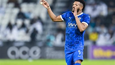 أهلي واتحاد جدة يرغبان في التعاقد مع علي البليهي مدافع الهلال