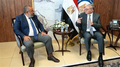 وزير البترول يبحث تسريع إطلاق استثمارات مصرية جديدة لتعظيم القيمة المضافة في الفوسفات