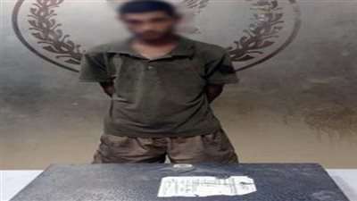 كشف ملابسات تداول فيديو بقيام شخص بسرقة باب كابينة كهربائية خاصة بأحد العقارات بالقاهرة