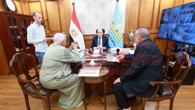 أعضاء مجلسي النواب والشيوخ يناقشون عددًا من الملفات مع محافظ كفر الشيخ