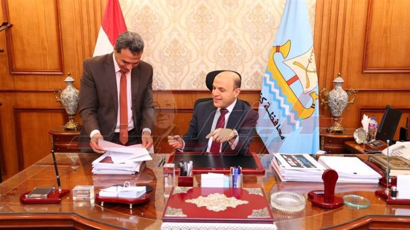 محافظ كفرالشيخ ووكيل