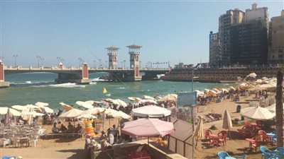 مصايف الإسكندرية: نسب إشغال كاملة بشواطئ المحافظة وتباين ألوان الرايات