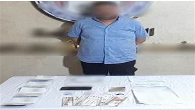 سقوط شخص بالقاهرة يزور المحررات الرسمية وينصب على راغبي السفر للخارج 