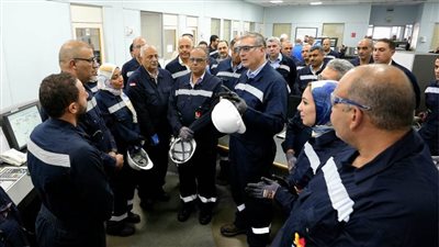  وزير البترول يتفقد مصفاة تكرير ميدور بالإسكندرية 