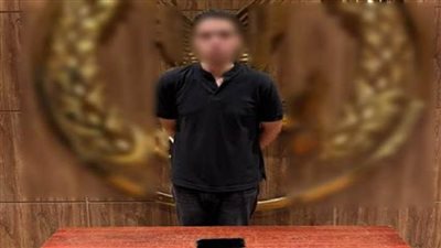 ضبط عامل بكافيه وضع هاتفًا محمولاً بدورة مياه السيدات 