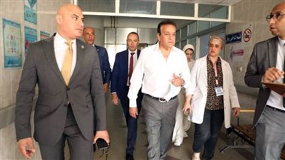 وزير الصحة يتفقد مستشفى الشروق المركزي في زيارة ميدانية مفاجئة
