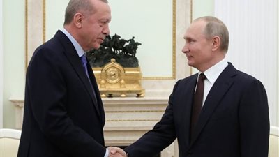 الكرملين: بوتين يطلع أردوغان بنتائج قمة ألاسكا