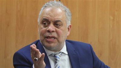 نقيب المهن التمثيلية يعتذر أمام النائب العام بسبب تداول 