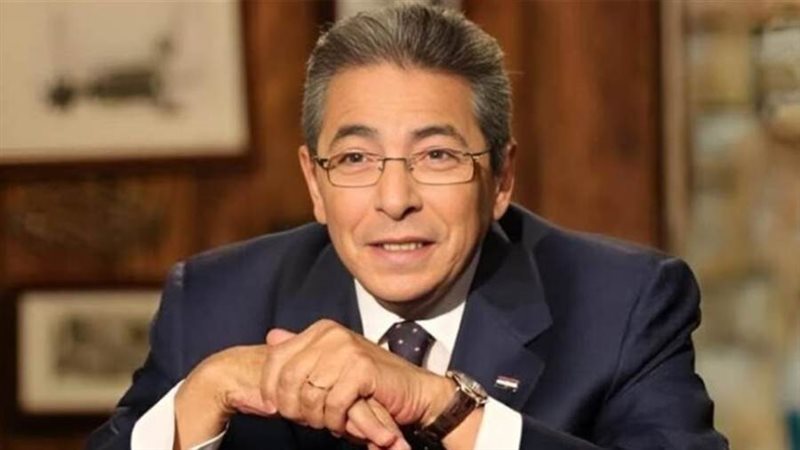 الإعلامي الشهير محمود