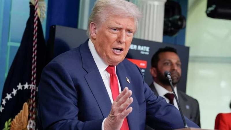 الرئيس الأمريكي دونالد