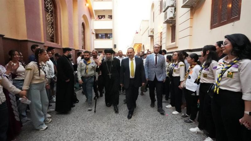 جانب من مشاركة المحافظ