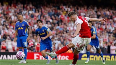 أرسنال يكتسح ليدز بخماسية.. وقلق الإصابات يسبق موقعة ليفربول