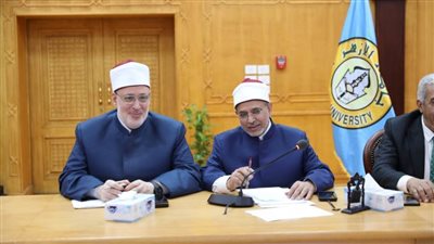 مجلس جامعة الأزهر يعلن كليات جديدة ويشكر القائمين على تجهيز قافلة غزة