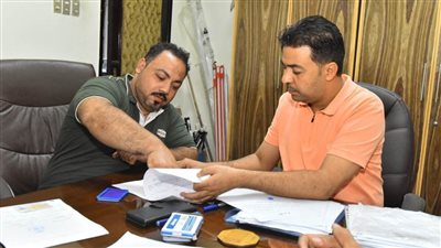 تسليم الدفعة الثالثة من تعويضات أهالي مساكن الإيواء بعرب المدابغ بأسيوط لـ 72 أسرة