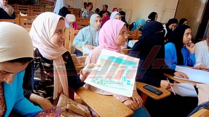 ورشة الفن التشكيلي