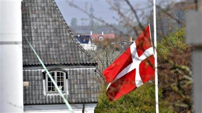 الدنمارك تستدعي كبير الدبلوماسيين الأمريكيين بشأن 