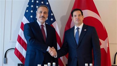 وزير الخارجية الأمريكي يبحث هاتفيا مع نظيره التركي الوضع في الشرق الأوسط