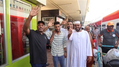 السكة الحديد تُسيّر القطار التاسع للعودة الطوعية للأشقاء السودانيين 