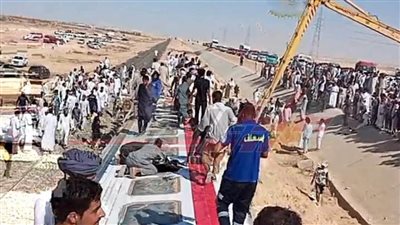 صحة مطروح: 29 مصاب و3جثث نتيجة خروج القطار عن القضبان وانقلاب عربتين