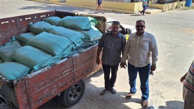 بالصور.. ضبط 2 طن دقيق مدعم في الغربية