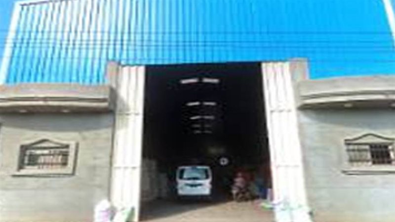 ضبط مخزن لبيع الأعلاف