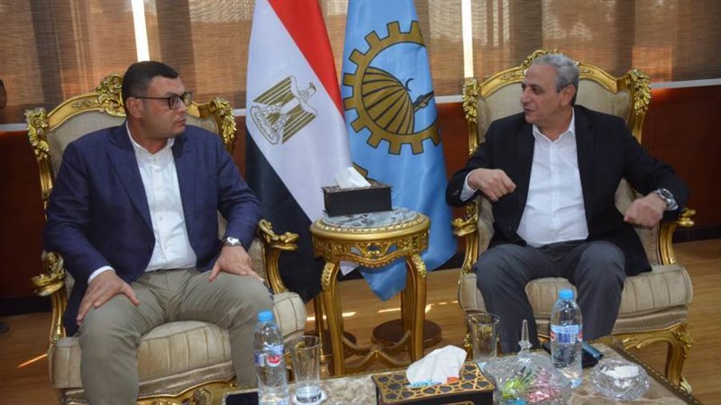 محافظ الغربية خلال