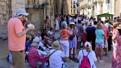 إسبانيا تستقبل أكثر من 17 مليون سائح في الربع الأول من 2025